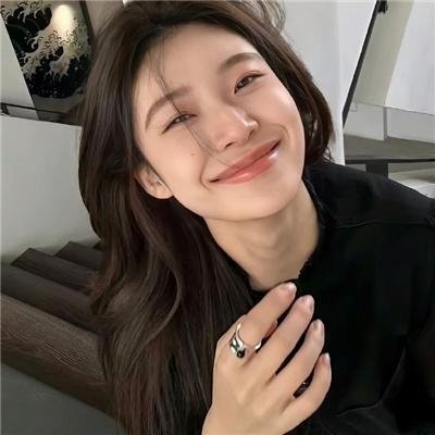 星际迷航：下层舰员第一季封面